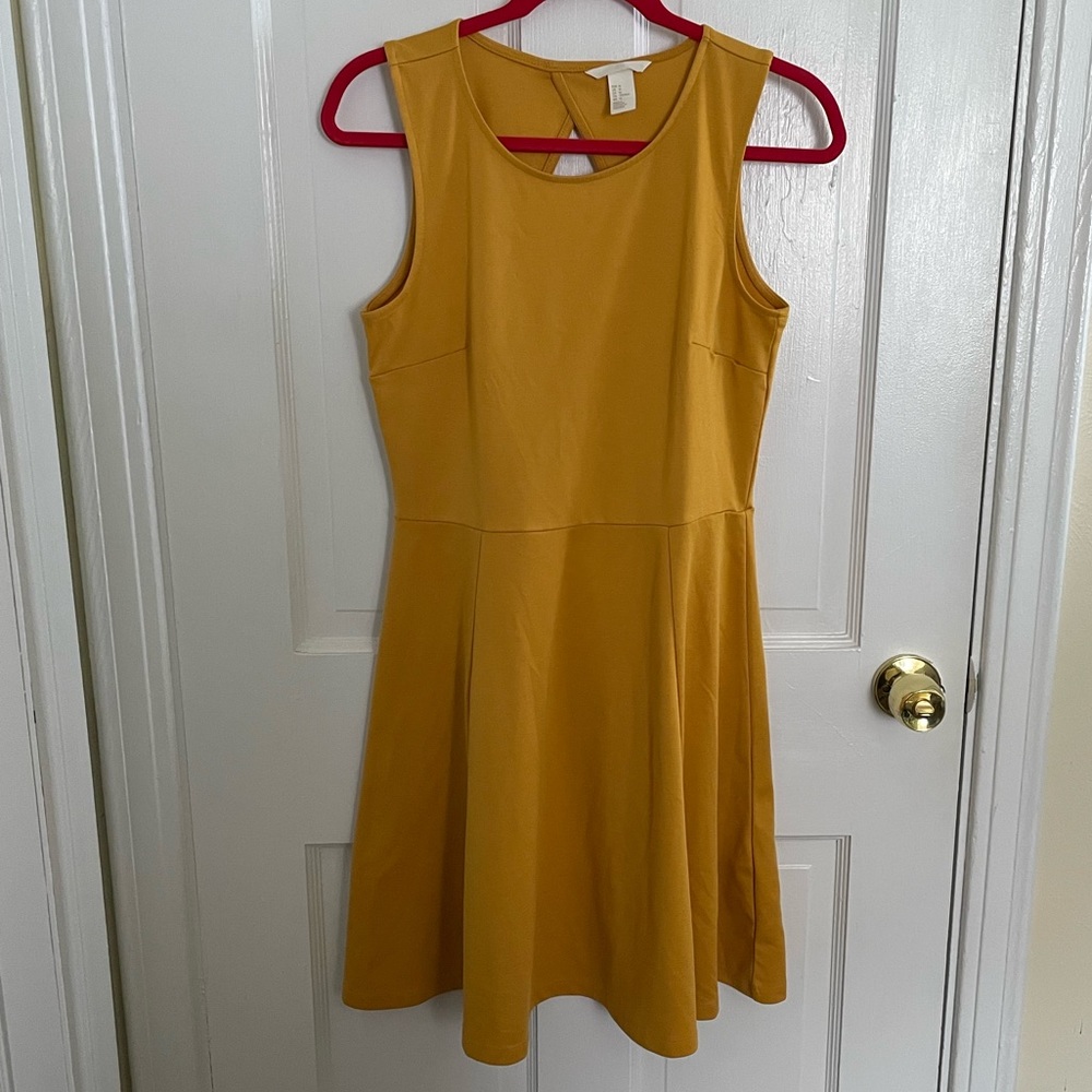 Medium Yellow Sleeveless Dress h&m - Picture 2 of 6